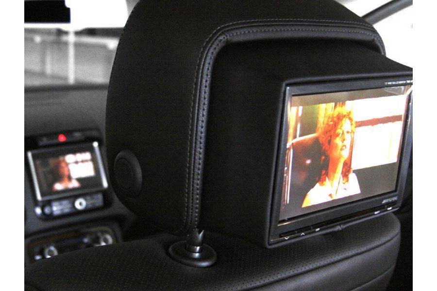 Integrated Rear Seat Entertainment - headrest for VW Touareg 7P - SPEED LIGHT