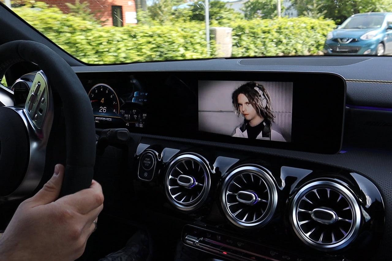 Video in motion Mercedes NTG6 MBUX - SPEED LIGHT