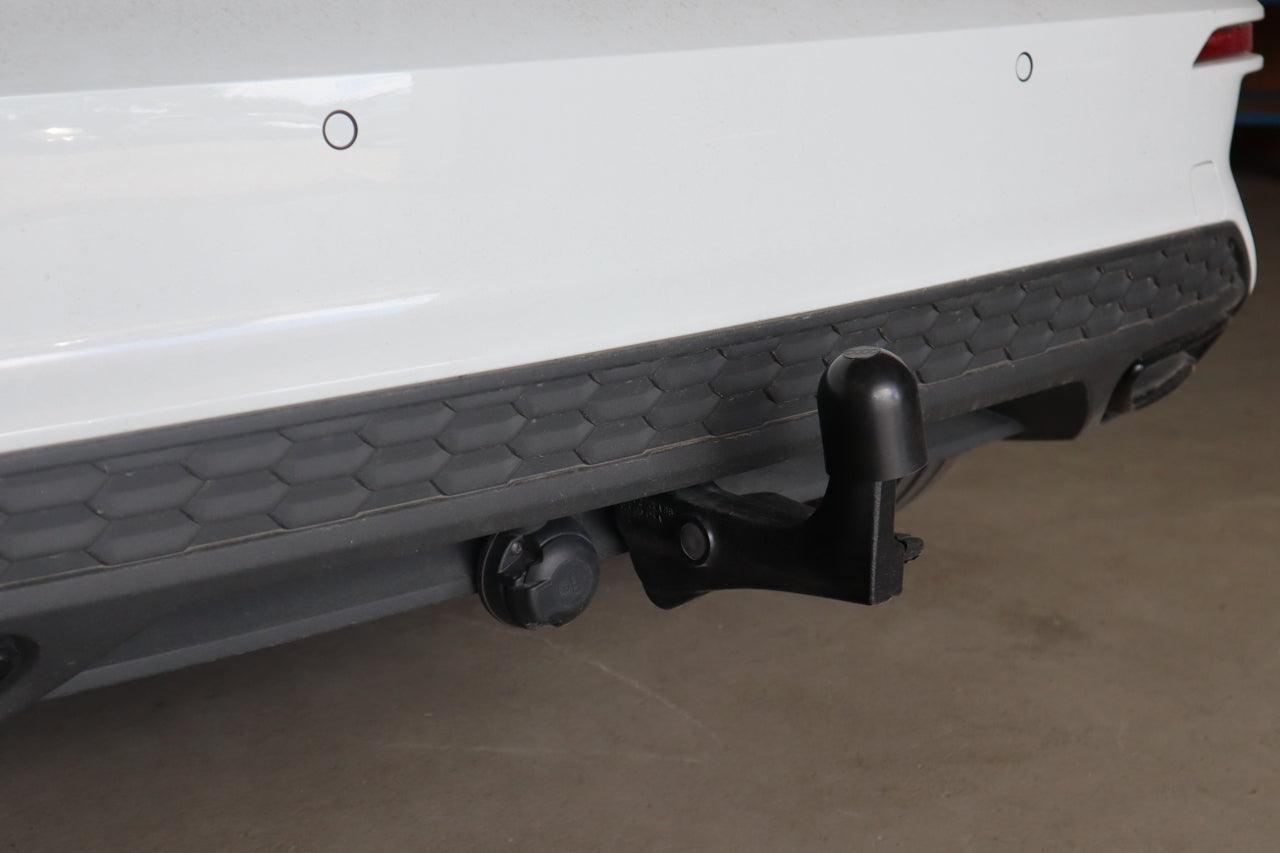 Complete set of removable trailer hitch for Audi A3 8Y - SPEED LIGHT