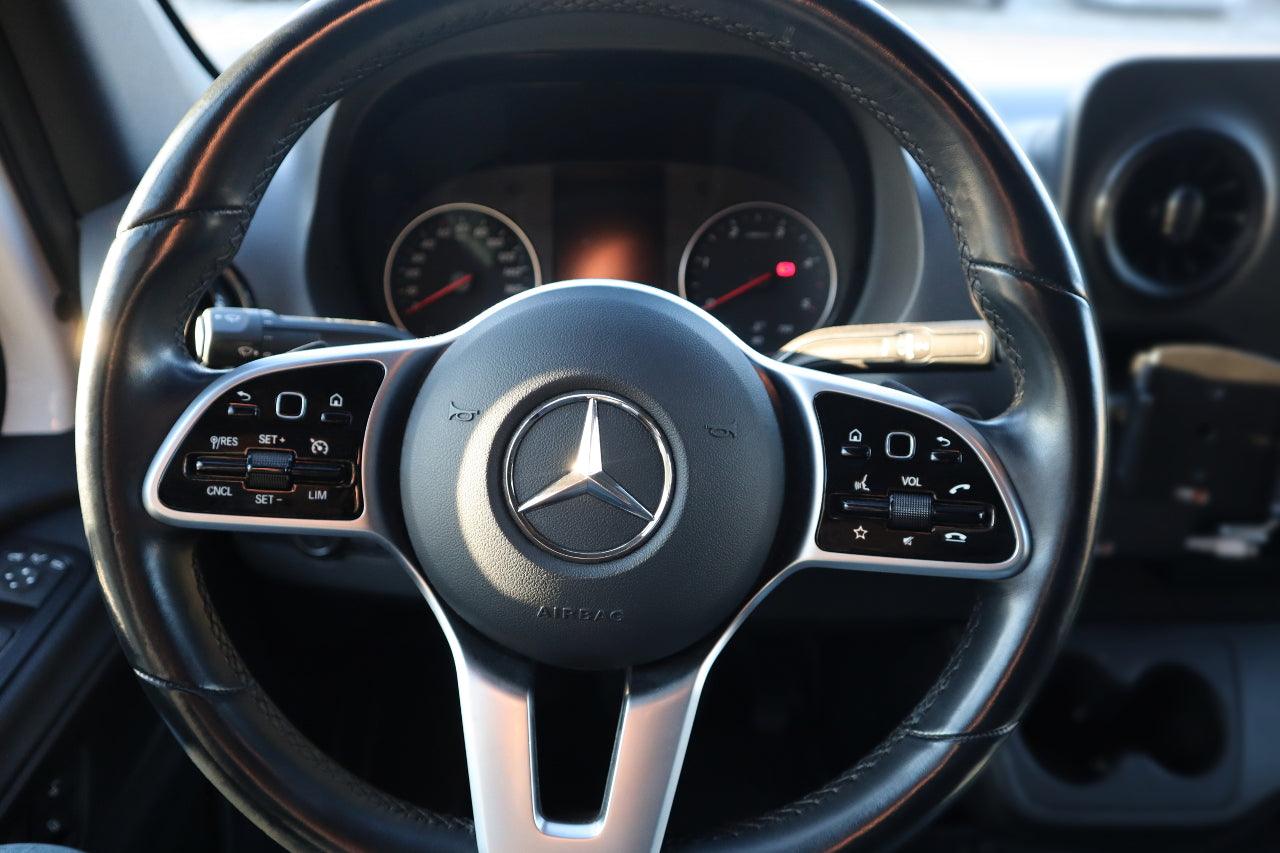 Complete set multifunction steering wheel (MFL) for Mercedes Sprinter 907/910 - SPEED LIGHT