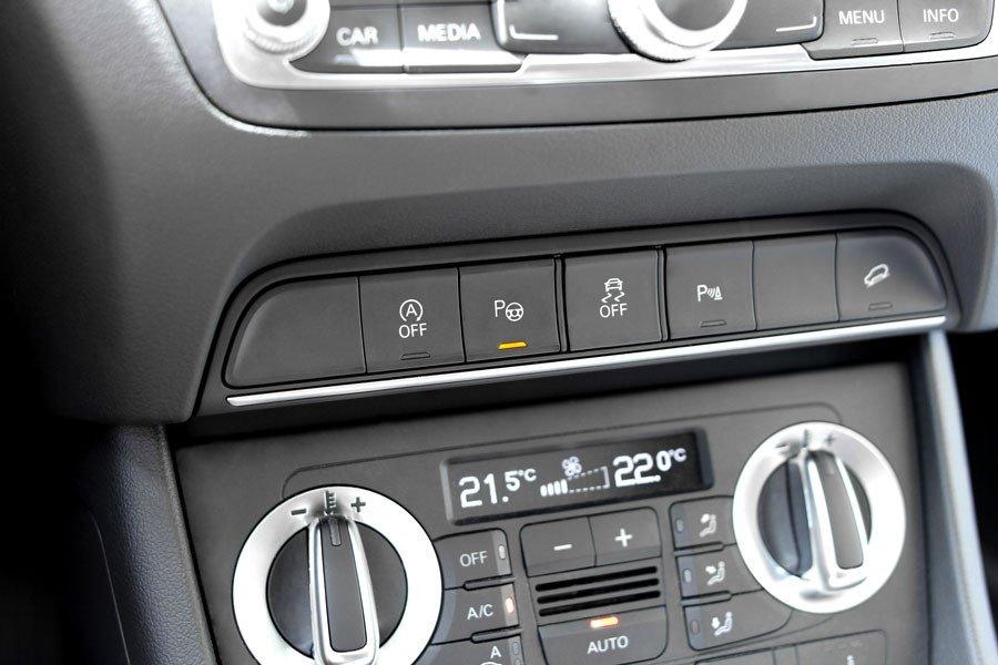Complete kit Park Assist with surrounding display for Audi Q3 8U - SPEED LIGHT