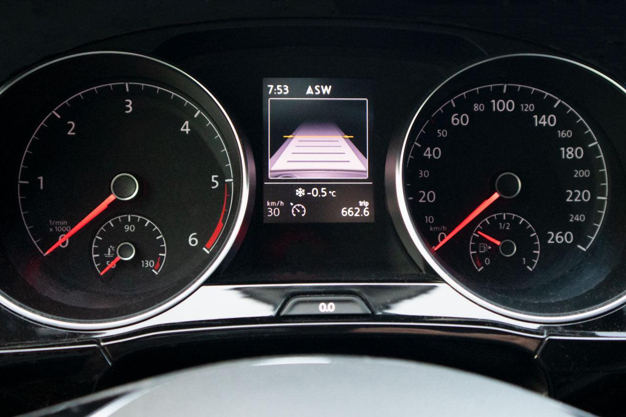 Automatic distance control (ACC) for VW Touran 5T - SPEED LIGHT
