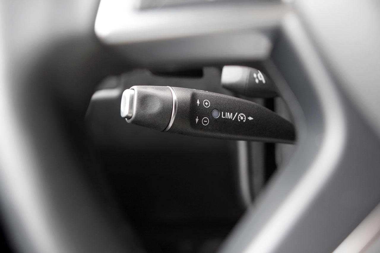 Cruise Control retrofit with limiter for Mercedes-Benz G-Class W463 350 CDI with Codingdongle - SPEED LIGHT