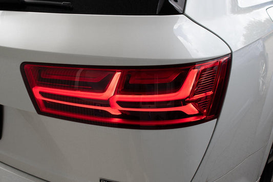 Complete set of LED rear lights for Audi Q7 4M - SPEED LIGHT