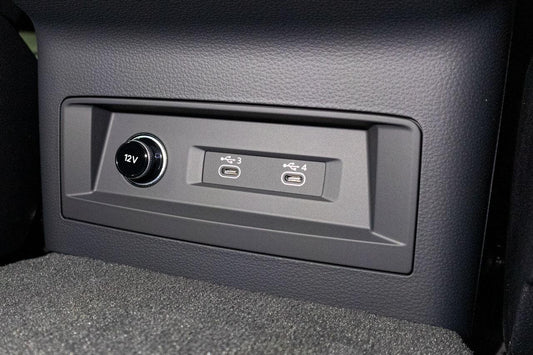Complete set USB Hub for Audi A8 4N - SPEED LIGHT