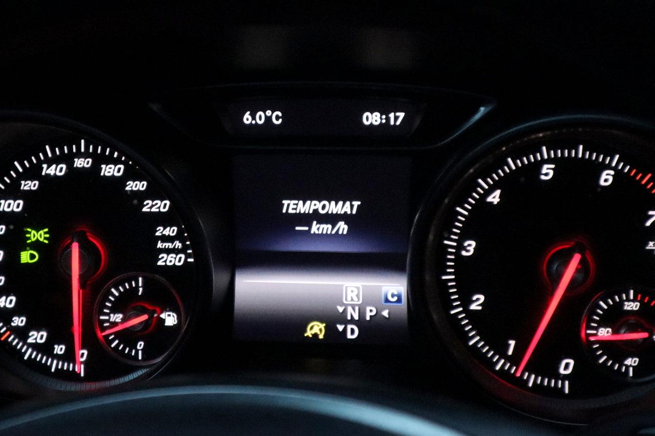 Cruise Control retrofit with limiter for Mercedes GLA-Class X156 with Codingdongle - SPEED LIGHT