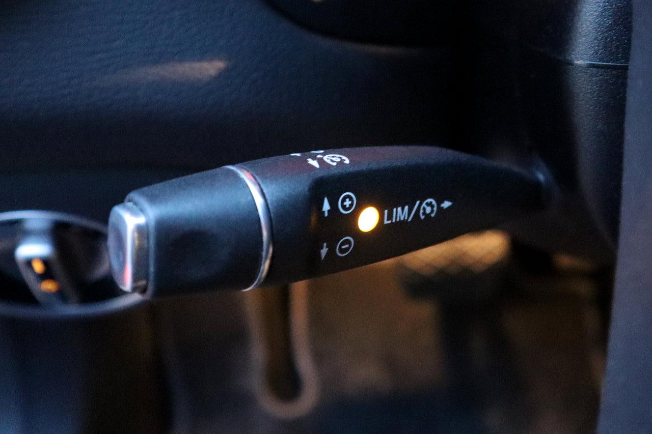 Cruise Control retrofit with limiter for Mercedes GLA-Class X156 with Codingdongle - SPEED LIGHT