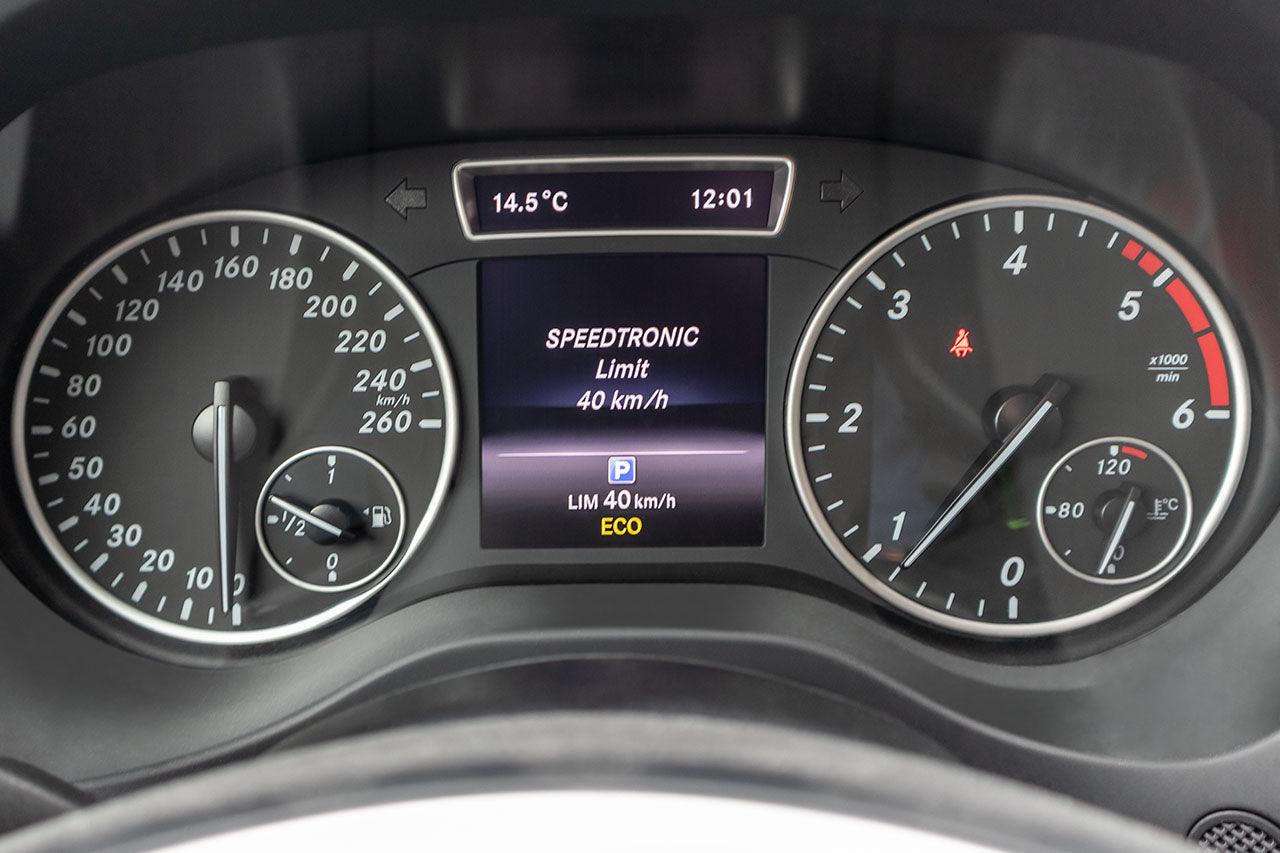 Cruise Control retrofit with limiter Code 440 for Mercedes A-Class W176 with Codingdongle - SPEED LIGHT