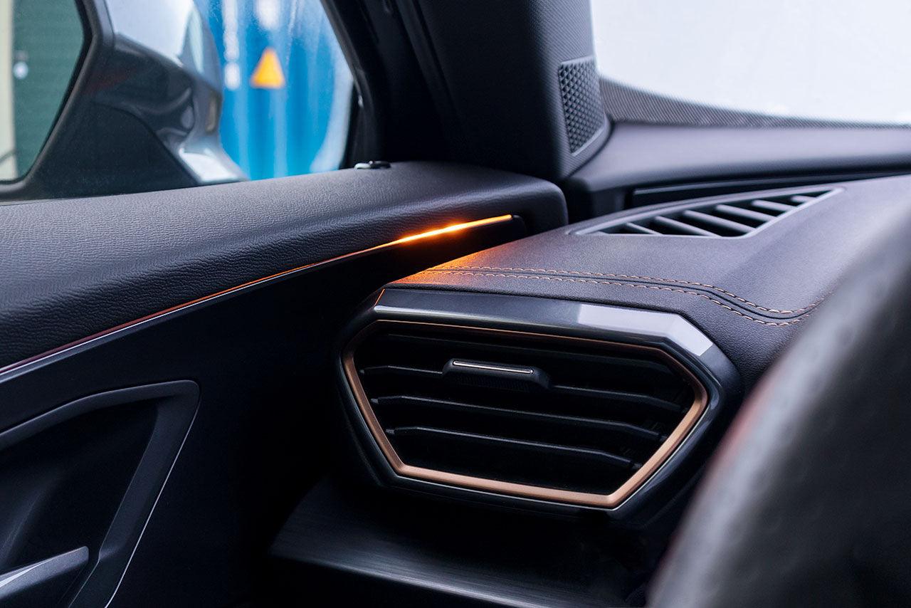 Lane change assistant incl. rear traffic allert for Seat Formentor KM7 - SPEED LIGHT