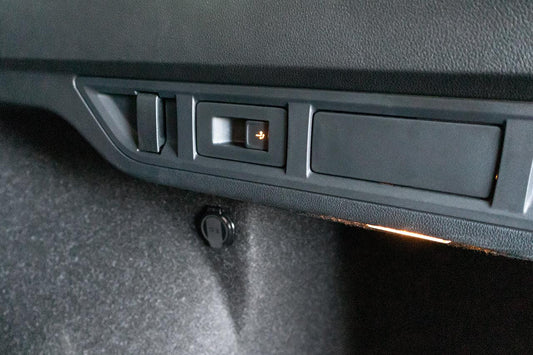 Interrupteur pour attelage de remorque pivotant (AHK) pour Skoda Octavia NX - SPEED LIGHT