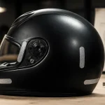 bande réfléchissante casque moto obligatoire pour éviter l’amende