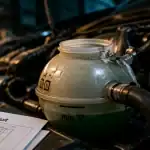 Perte de liquide de refroidissement : bocal d’expansion, traces et diagnostic moteur