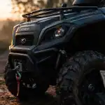 Kymco MXU 550 vitesse max 60 km/h T3, utilitaire en terre humide